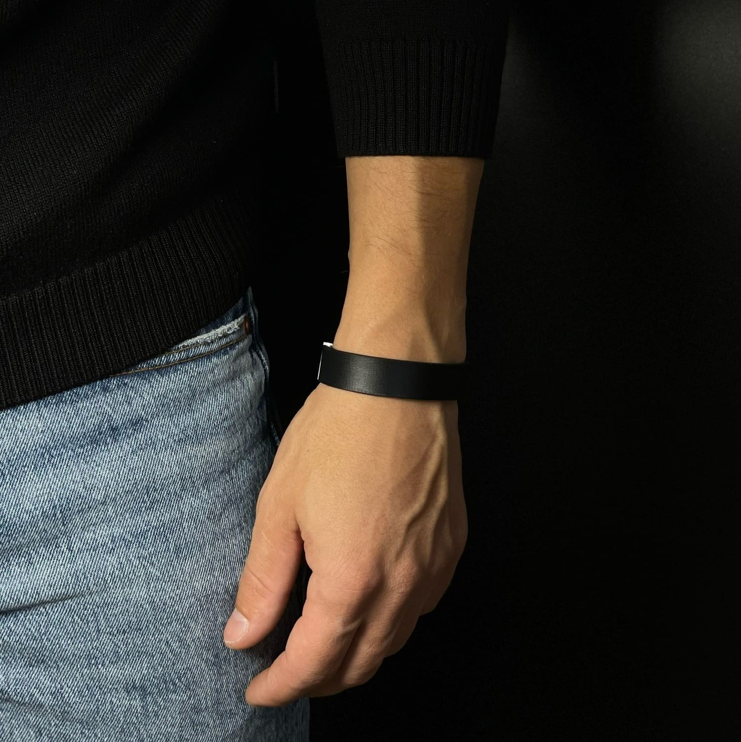 Brățară din piele naturală 15mm cu magnet | Negru