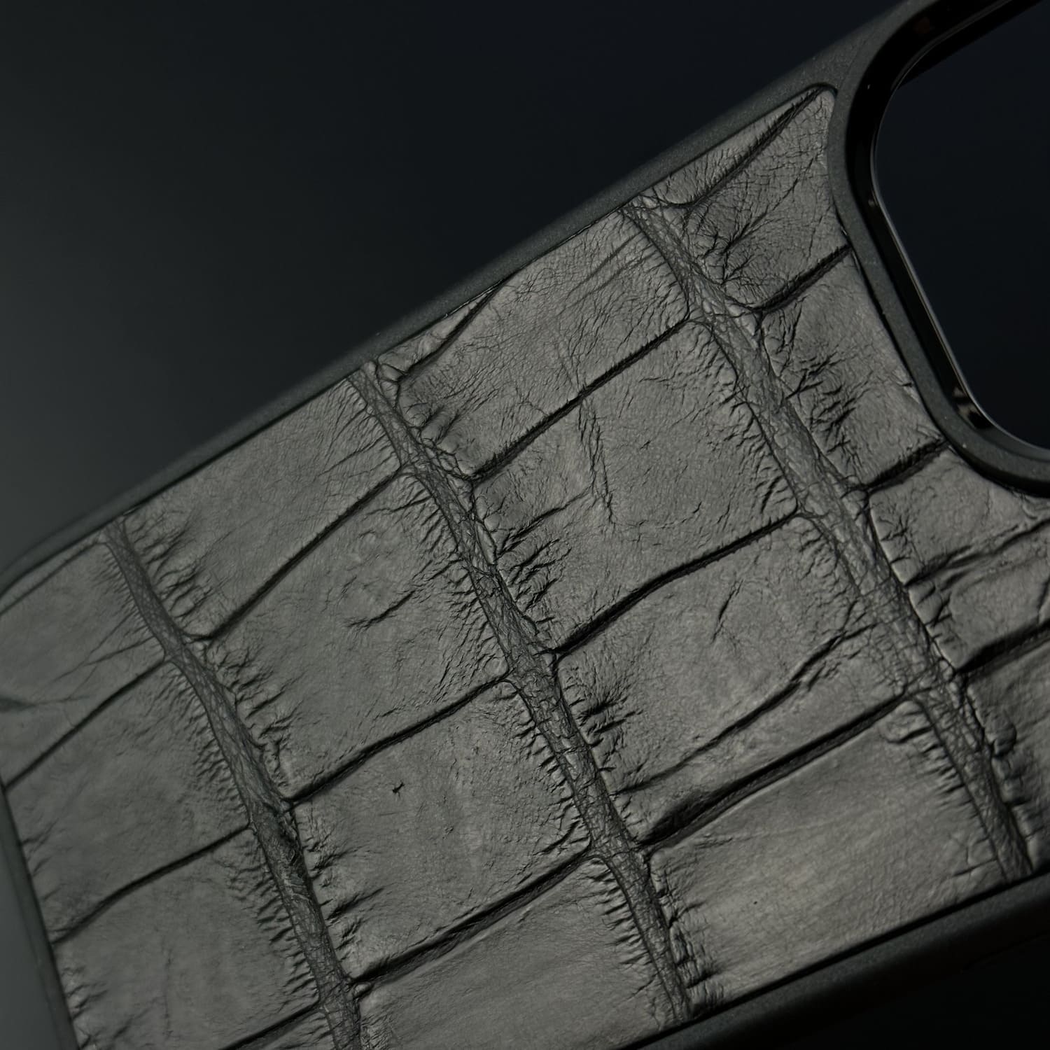 Husă iPhone din Crocodil Natural Negru