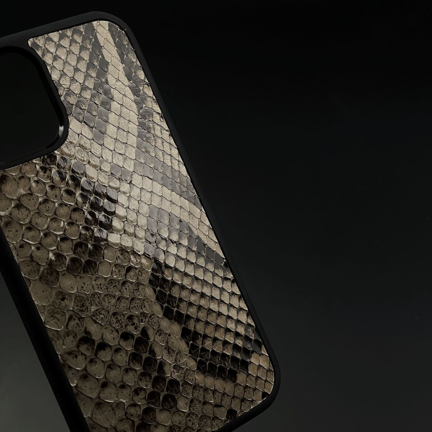 Husă iPhone din Piton Natural Galben/Negru