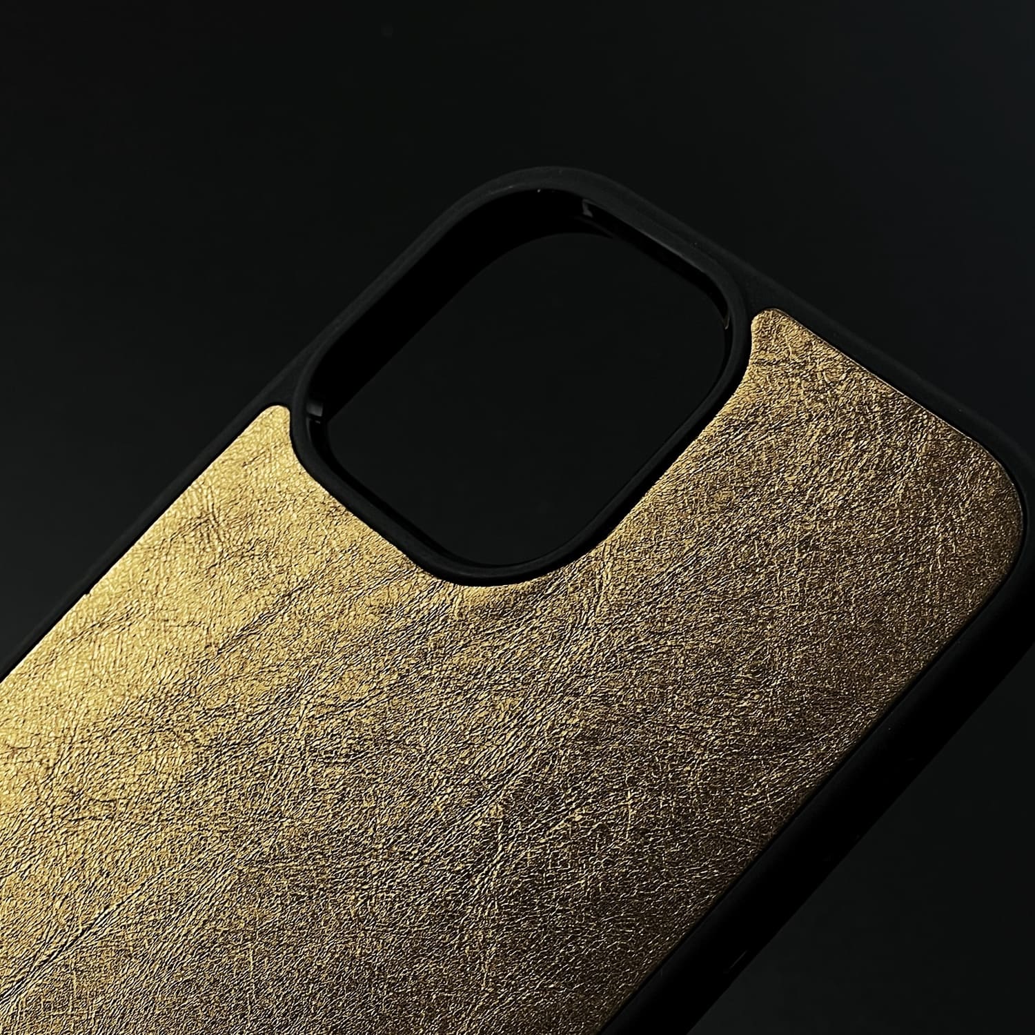 Husă iPhone din piele naturală Bovină Aurie