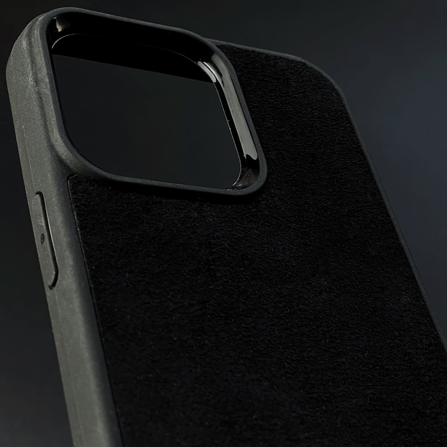 Husă iPhone din piele naturală întoarsă Negru