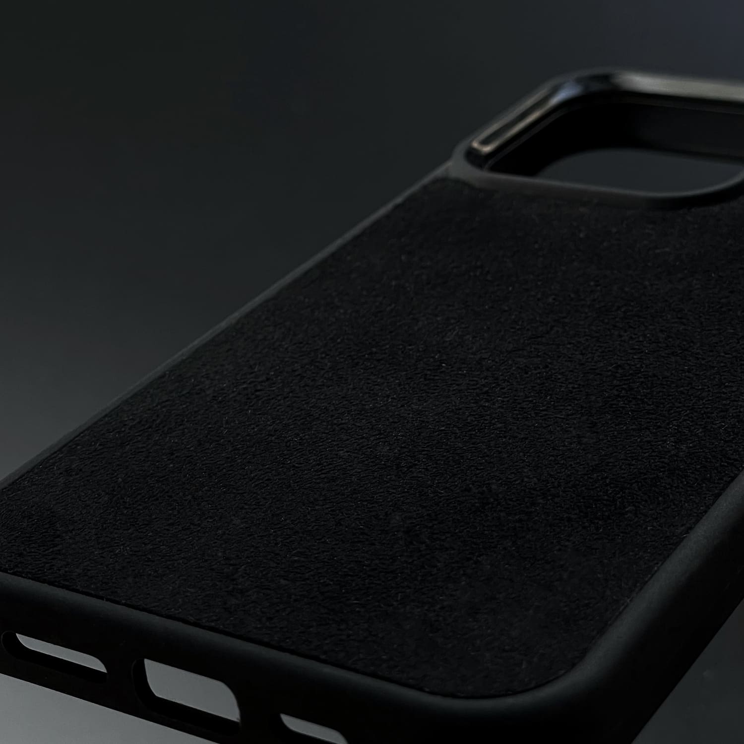 Husă iPhone din piele naturală întoarsă Negru