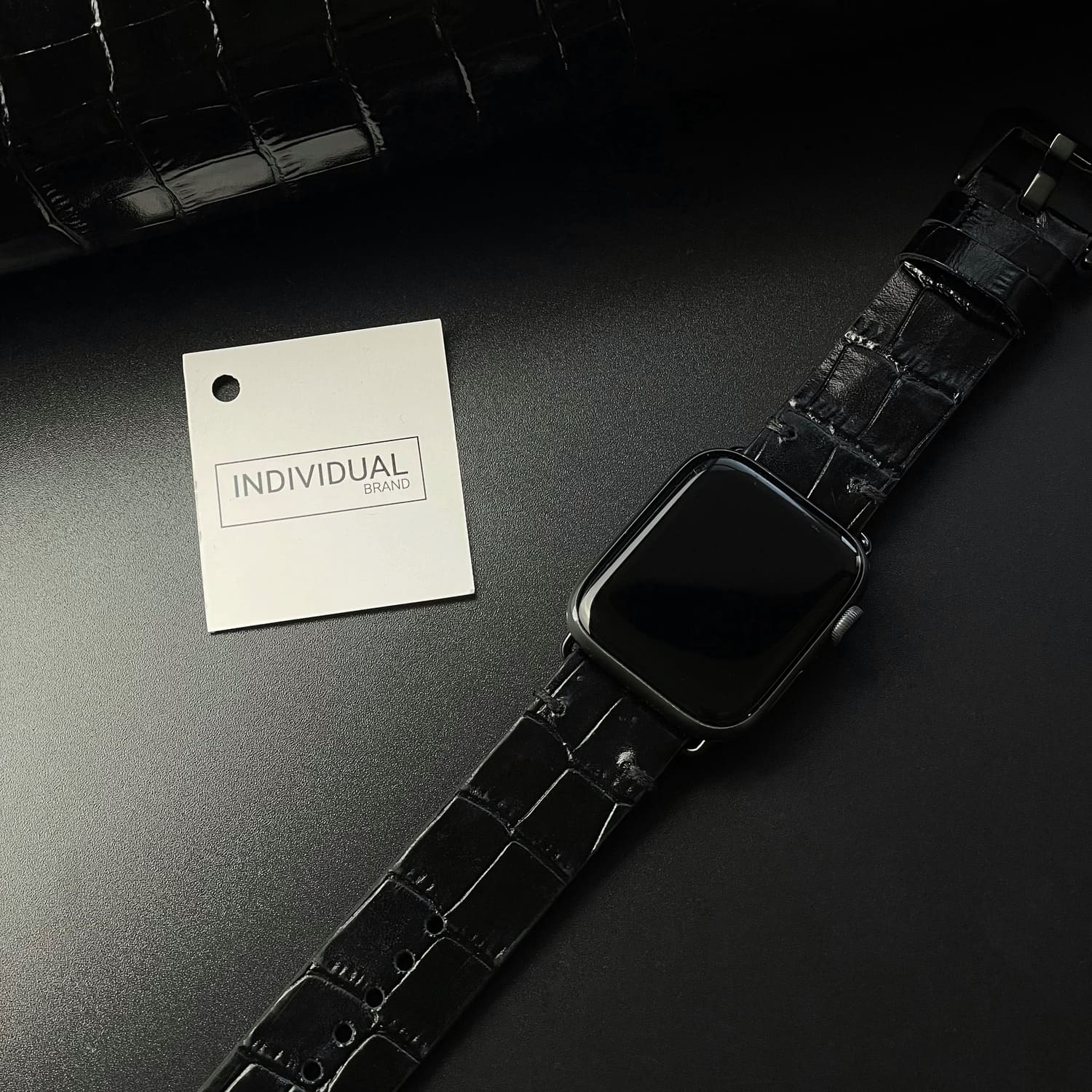 Curelușă Apple Watch din piele naturală cu imprimeu de Crocodil Negru