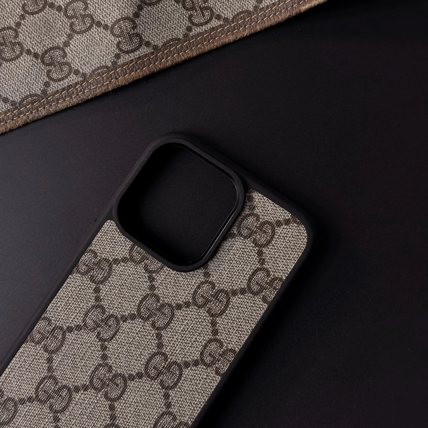 Husă GG Cafeniu iPhone