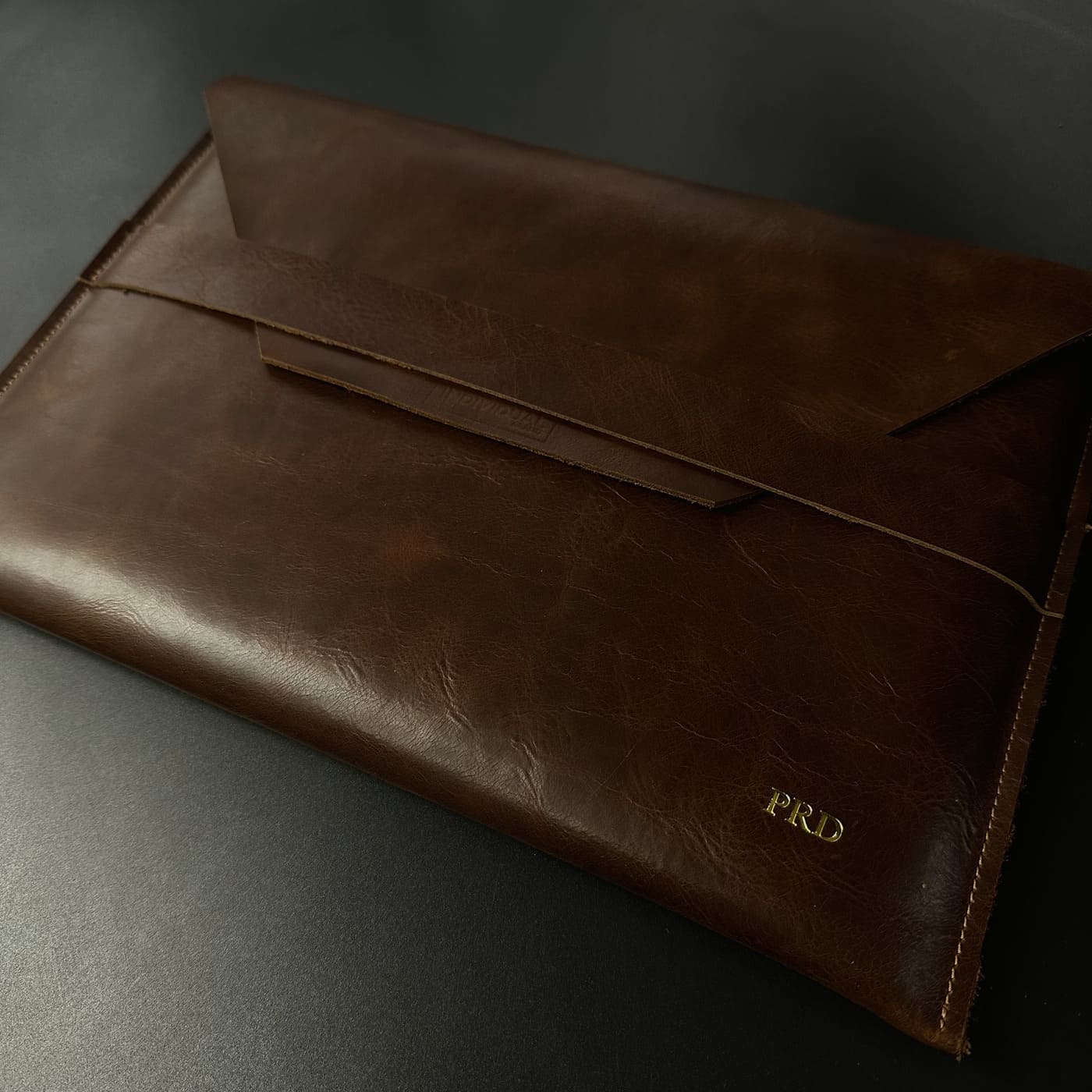 Husă Macbook Air/Pro din piele naturală Cafeniu