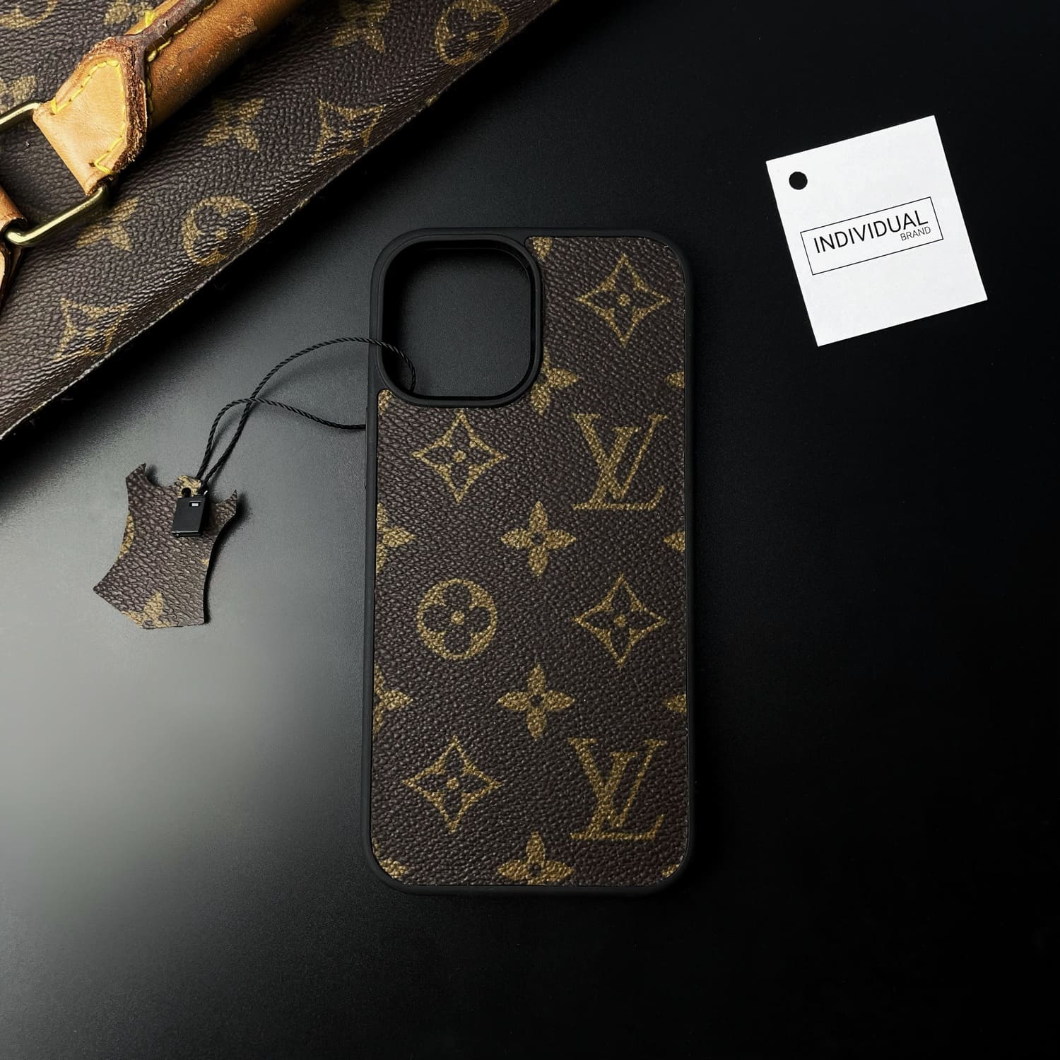 Husă iPhone 13 Louis Vuitton