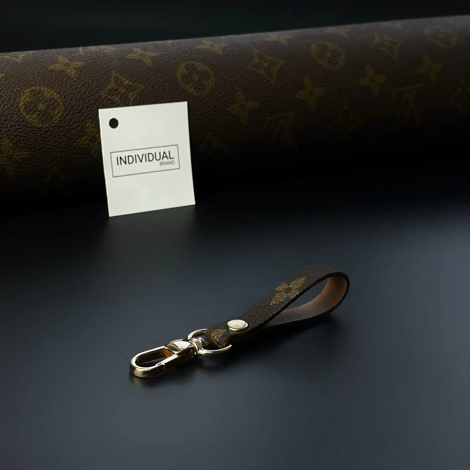 Breloc LV Mini 